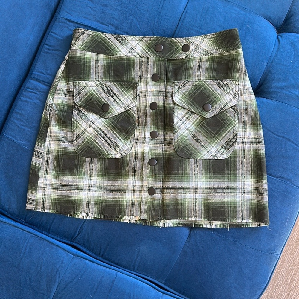 Urban Outfitters green plaid skirt (size M)